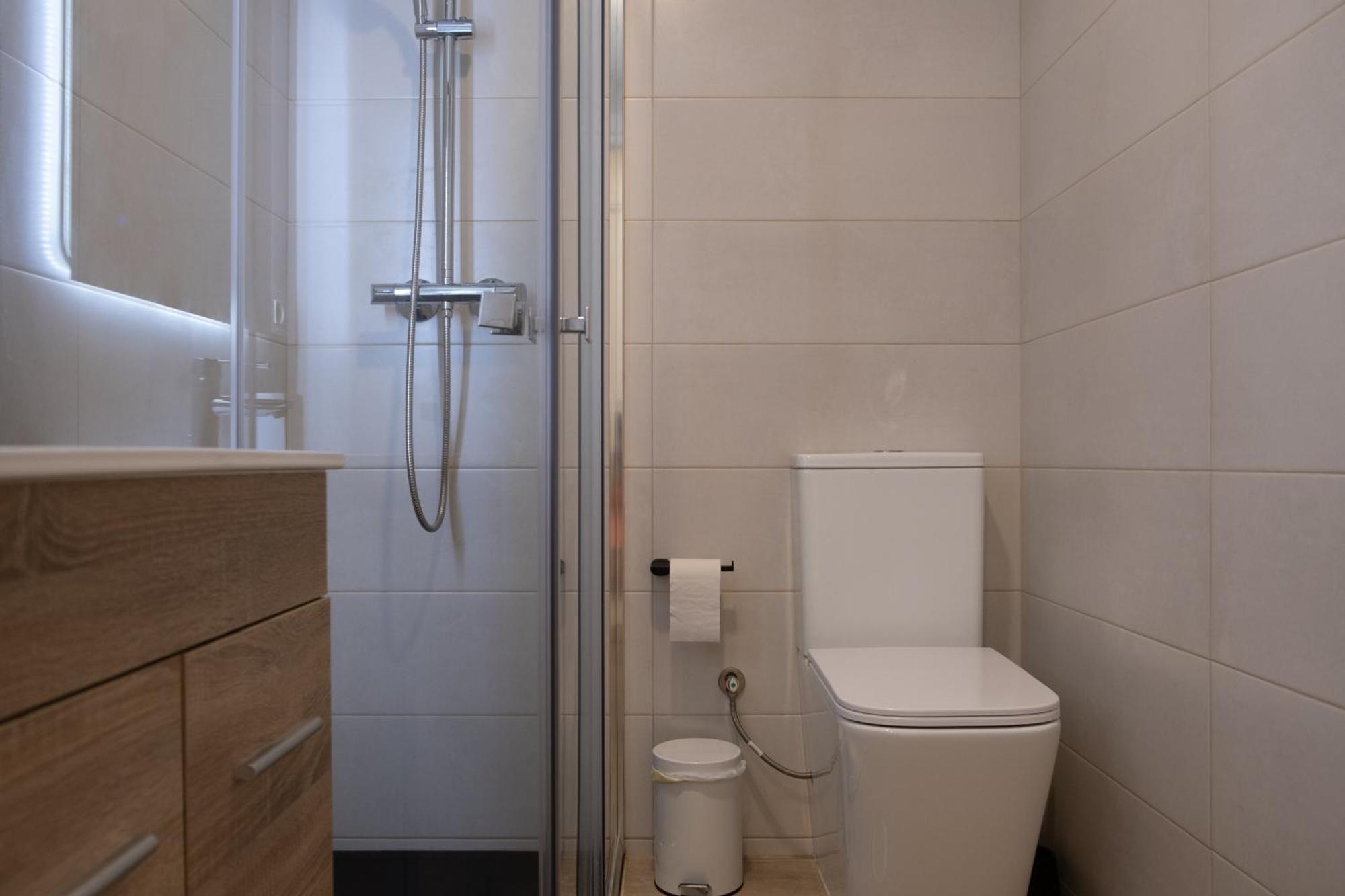 מאלגה Victoria'S Home Modern And Cosy 2 Bedroom Apartment מראה חיצוני תמונה